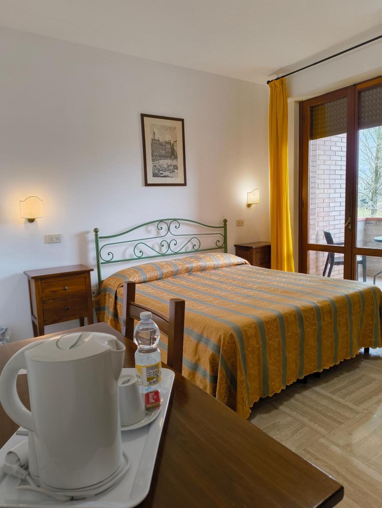 Hotel I Platani Siena Bagian luar foto