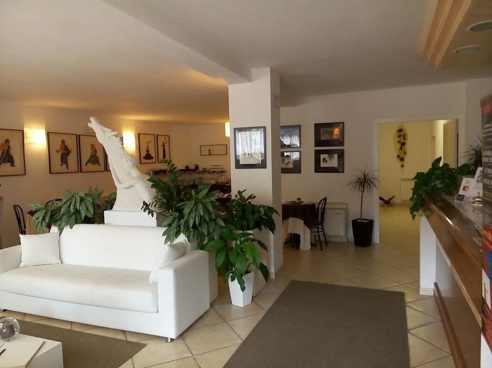 Hotel I Platani Siena Bagian luar foto