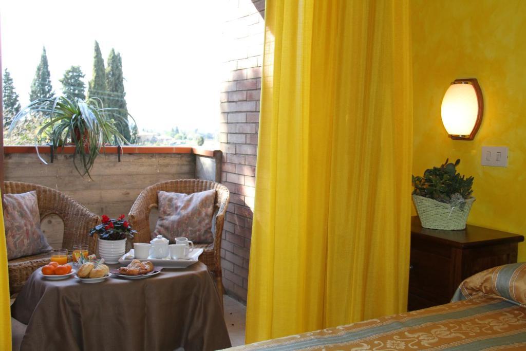 Hotel I Platani Siena Bagian luar foto